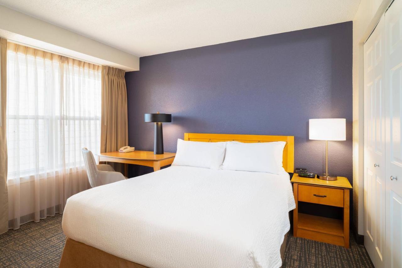 Residence Inn Саутингтон Экстерьер фото