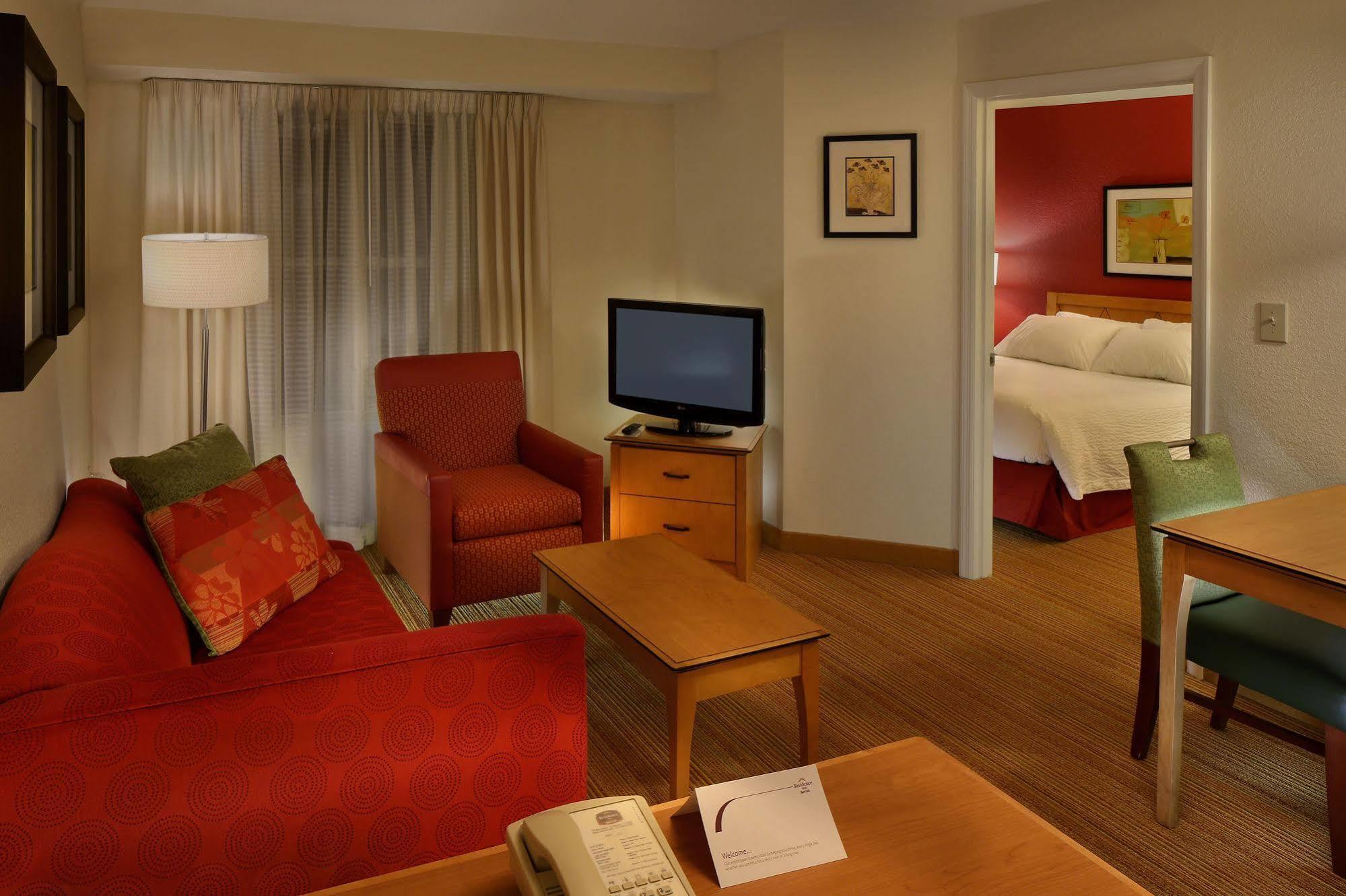 Residence Inn Саутингтон Экстерьер фото